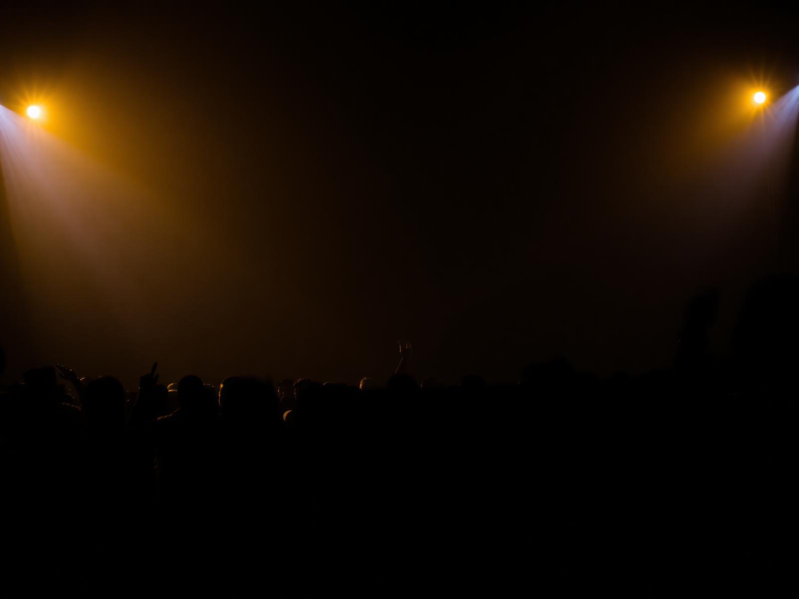 Stage & Crowd